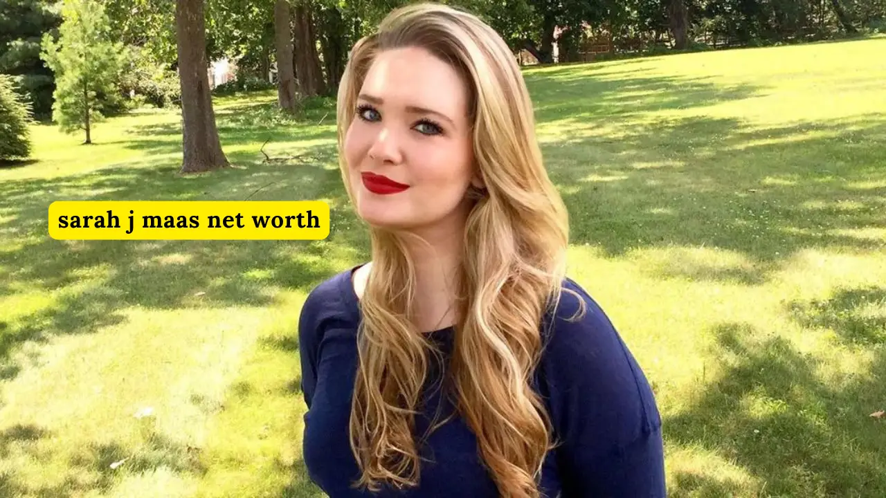 Sarah J. Maas Net Worth